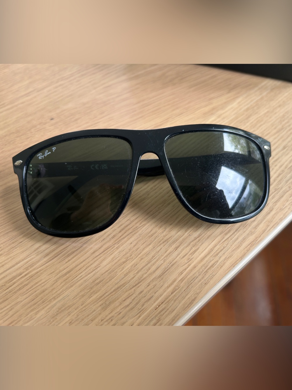 Ray-Ban Polarized Aviator Style Sunglasses